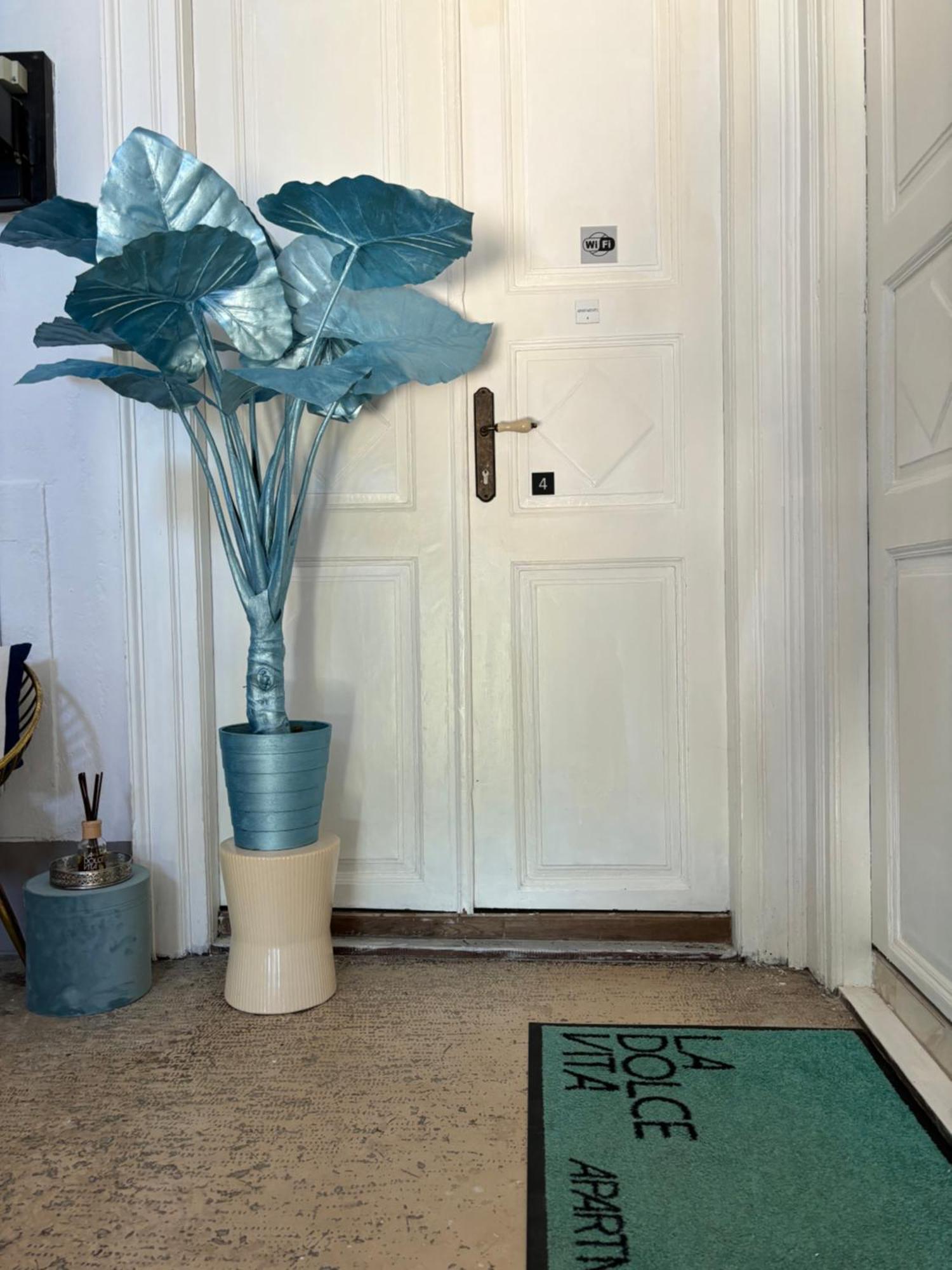 La Dolce Vita Luxury II Apartments With Best Free Private Parking In Center Pula Bagian luar foto